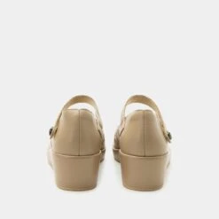 Shoes Hayes Beige Breeze Shoe 10 Shoes Hayes Beige Breeze Shoe -Alegria Shoes Sale HYS 6399 S3 edc534d9 10a2 4d1a 96d4 a2217ec7fdd0