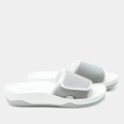 Ova8tion Dove Sandal 11 Ova8tion Dove Sandal -Alegria Shoes Sale OVA 6187 S2 f1950424 34ac 4fd9 973e 101bb9892eff
