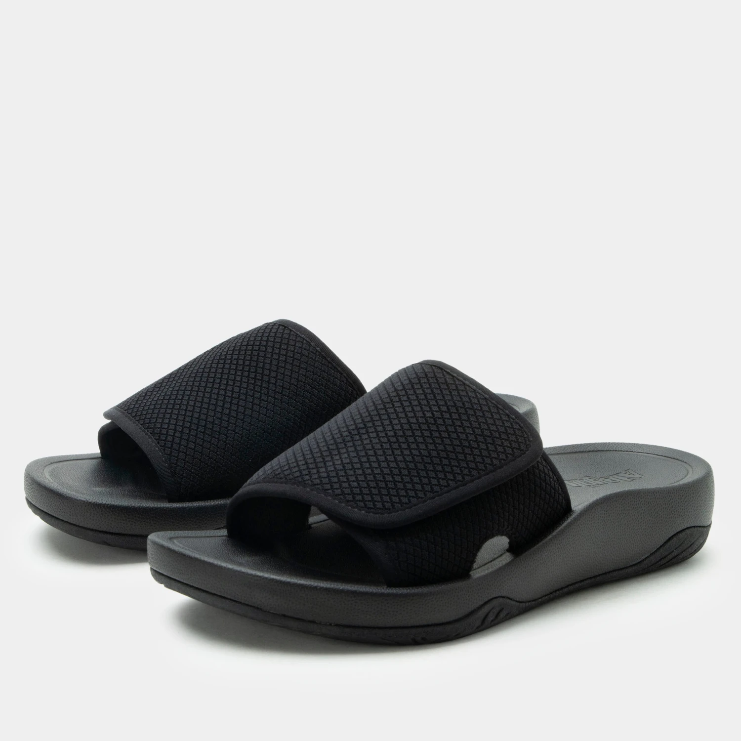 Ova8tion Raven Sandal 3 Ova8tion Raven Sandal
